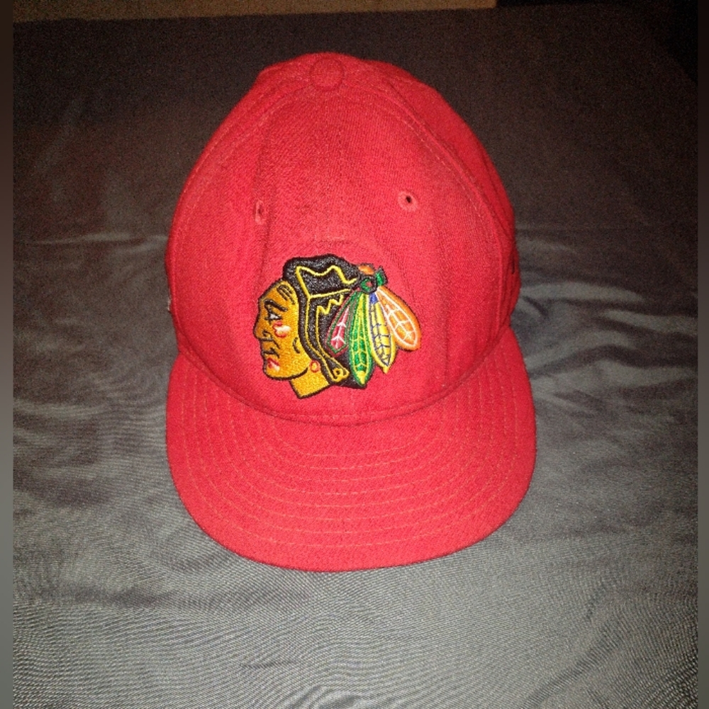 Chicago Blackhawks New Era NHL 59Fifty Fitted Baseball Hat 7 3/8 Cap Red